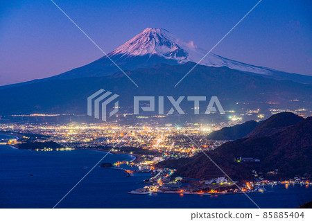 （靜岡縣）沼津路燈和富士山 85885404