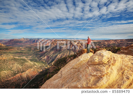Hike in Utah 85889470