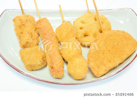 盤子上的炸串 85891486