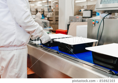 Chicken fillet production line . Factory for the production of food from meat.Modern poultry processing plant.Conveyor Belt Food.The meat factory. Chicken fillet production line . Factory for the production of food from meat.Modern poultry processing plant.Conveyor Belt Food.The meat factory. 85892103