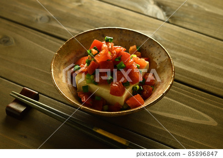 Tomato who's cold guy Tomato who's cold guy 85896847