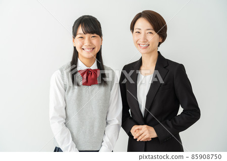 初中生，高中生，婦女學習，參加考試，學習 85908750