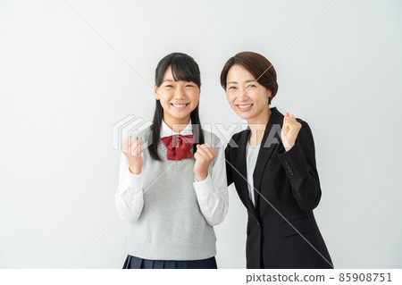 初中生，高中生，婦女學習，參加考試，學習 85908751
