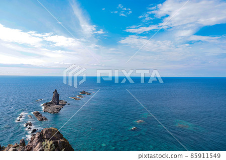 Shakotan Cape Kamui in the autumn sky 85911549