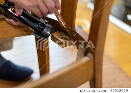 Chair repair and maintenance 85912029
