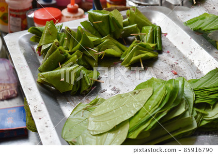 Indian chewing tobacco, Pan 85916790