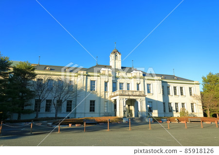 [山口縣]晴空下的舊山口縣議會大樓（山口縣政府博物館） 85918126