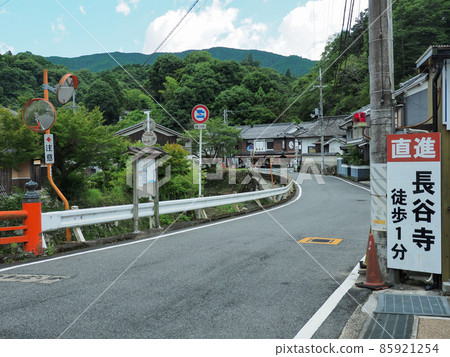 Hase-dera, Nara Prefecture Former Hatsuse Kaido Hase-dera, Nara Prefecture Former Hatsuse Kaido 85921254