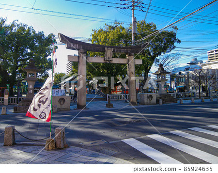 Saga Shrine in Saga City, Saga Prefecture, illuminated by light 85924635
