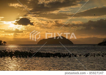 Fantastic sunset over Lake Biwa @ Shiga Fantastic sunset over Lake Biwa @ Shiga 85927147