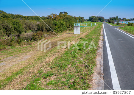 Near Ichinogawa Ohashi Cycling Road Kawajima Town 85927807