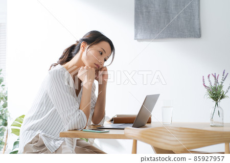 Depressed female 85927957