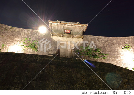 Night view of Shuri Castle Kukeimon Night view of Shuri Castle Kukeimon 85931000