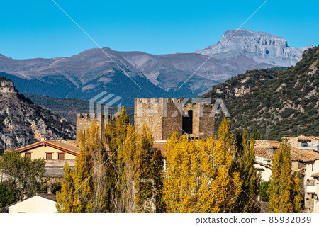 Binies is a beautiful village that is at the entrance of the Valley of Anso in Spain Binies is a beautiful village that is at the entrance of the Valley of Anso in Spain 85932039