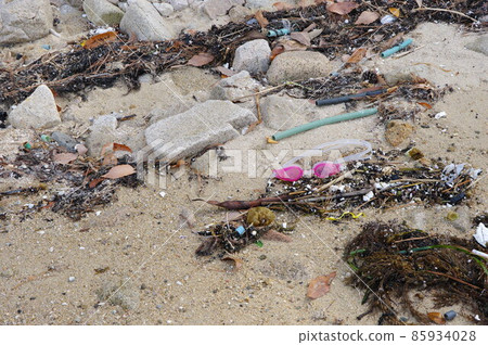 被沖走的垃圾 85934028