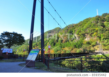 Nikko City, Tochigi Prefecture Kinutateiwa Otsuribashi, Mountain Range and Tourist Information Board 85935442