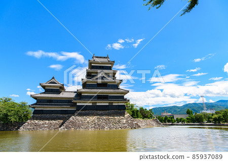 [Matsumoto City, Nagano Prefecture] National treasure Matsumoto Castle 85937089