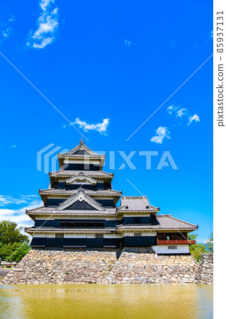 [Matsumoto City, Nagano Prefecture] National treasure Matsumoto Castle 85937131