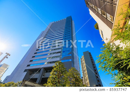 東京都目黑區中目黑站前的街景 中目黑門町 東京都目黑區中目黑站前的街景 中目黑門町 85937747