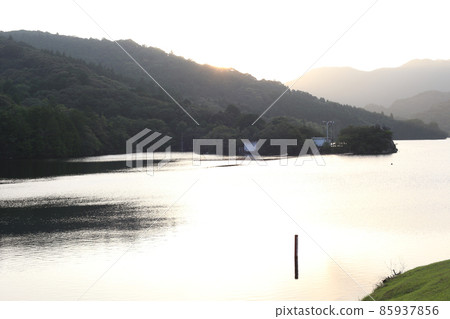 Ise Kokufu no Hama Meotoiwa Anori Fishing Port Kamiji Dam Watakano Island 85937856