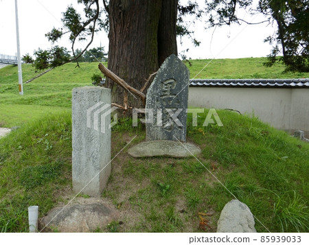 Adachigahara Kurozuka (Nihonmatsu City, Fukushima Prefecture) Adachigahara Kurozuka (Nihonmatsu City, Fukushima Prefecture) 85939033