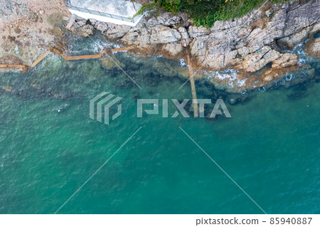 shoreline with crashing waves, Windward Shoreline, hk 16 Jan 2022 85940887