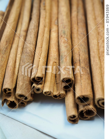 Dried spice cinnamon, cooking ingredients Dried spice cinnamon, cooking ingredients 85943869