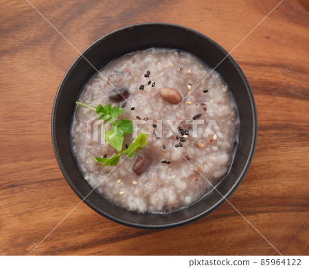 Millet cereal porridge Millet cereal porridge 85964122