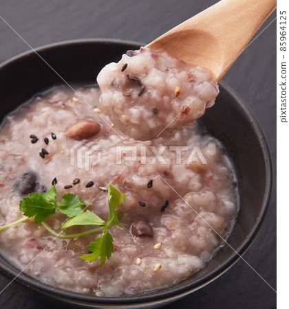 Millet cereal porridge 85964125
