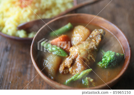 Freshly steamed chicken curry Freshly steamed chicken curry 85965150