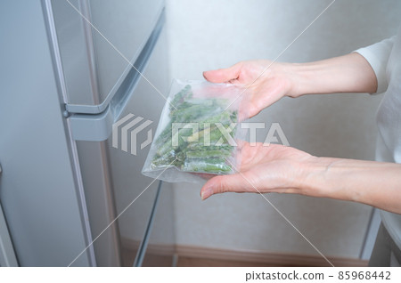 Asparagus stored frozen Asparagus stored frozen 85968442