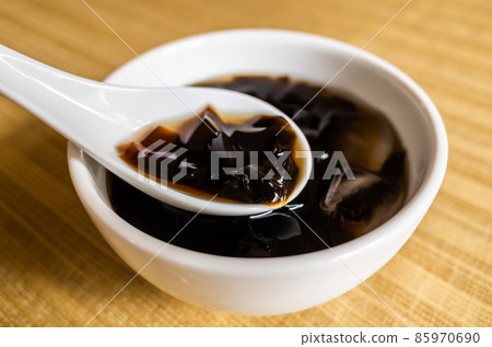 mesona black herbal tea 85970690