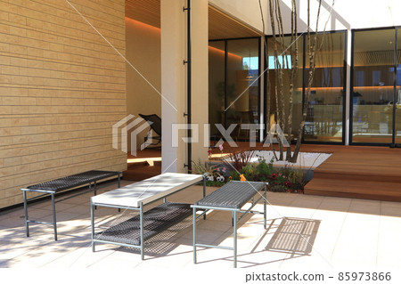 House with a large wooden deck and terrace (newly built house) House with a large wooden deck and terrace (newly built house) 85973866