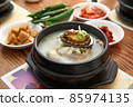 Samgyetang，韓國傳統食品 85974135