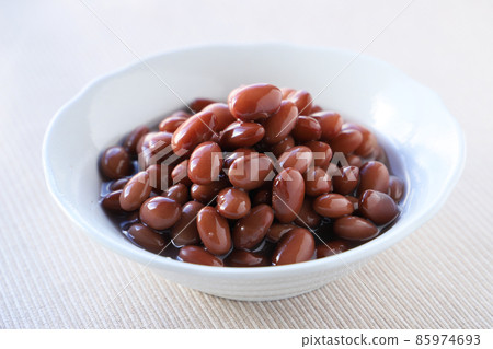 Decoction of golden beans Decoction of golden beans 85974693
