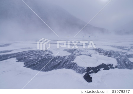 Akagi Onuma "Gunma Prefecture" in the midwinter 85979277