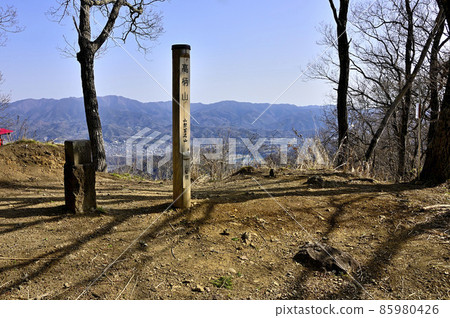 Doshisankai,山梨100名名山之一的高丘登山口的山頂 Doshisankai,山梨100名名山之一的高丘登山口的山頂 85980426