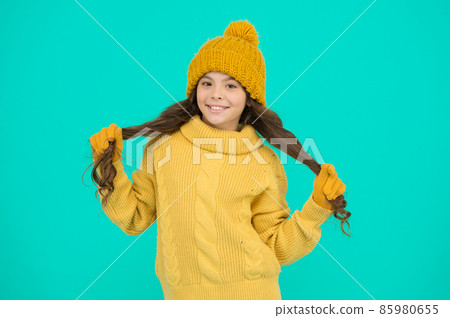 Winter vacation. Clothes shop. Winter collection. Winter vacation. Clothes shop. Winter collection. 85980655