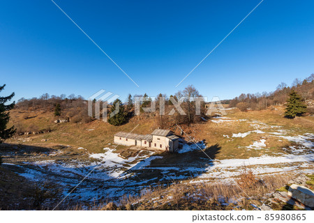 Old Stone Farmhouse on Lessinia High Plateau - Verona Province Italy Old Stone Farmhouse on Lessinia High Plateau - Verona Province Italy 85980865