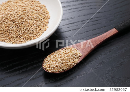 Roasted sesame white 85982067