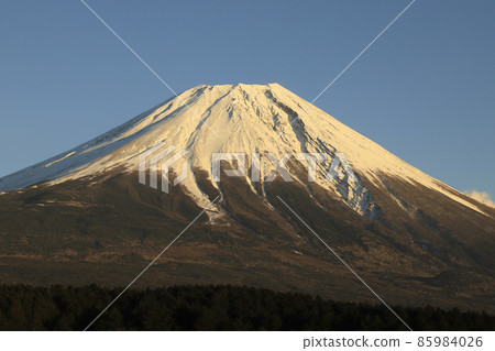 Red Fuji seen from Asagiri Plateau 85984026