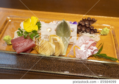6個生魚片拼盤 85984099