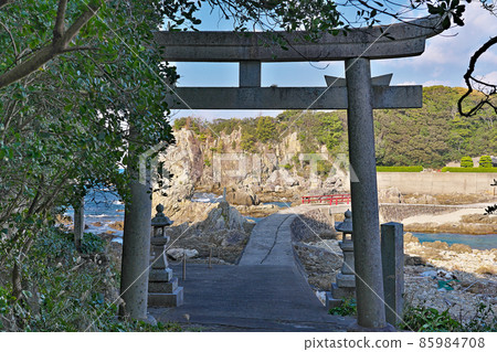 [Esuzaki Shrine] Esumi, Susami-cho, Nishimuro-gun, Wakayama Prefecture 85984708