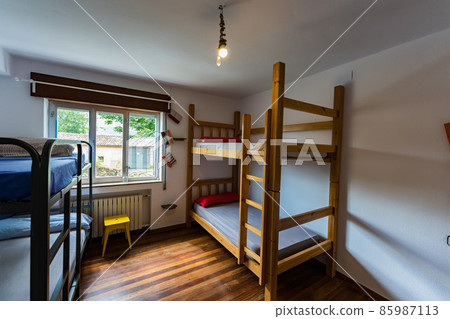 Bunk bed guesthouse 85987113