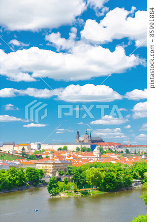 Watercolor drawing of Aerial vertical view of Prague city, historical center with Prague Castle 85991884