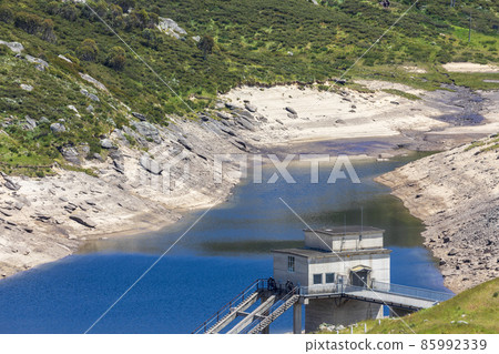 Photograph of Guthega Dam in the Snowy Mountains in Australia 85992339