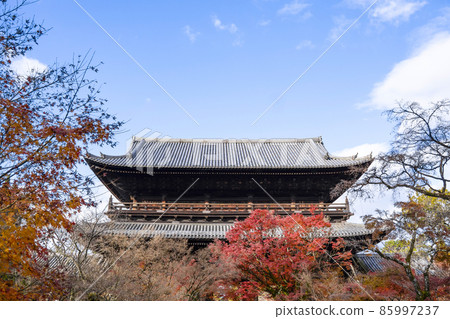 深秋的南禪寺山門 深秋的南禪寺山門 85997237