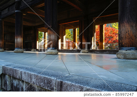 Nanzenji Temple Sanmon in late autumn 85997247