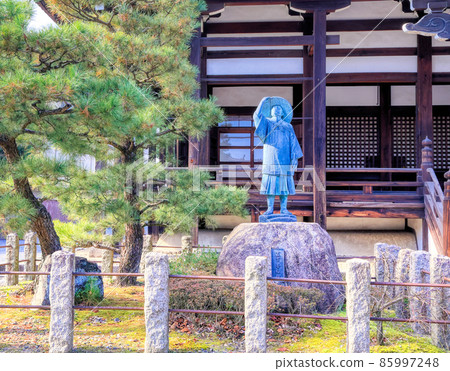 京都本方寺長谷川東白像 85997248