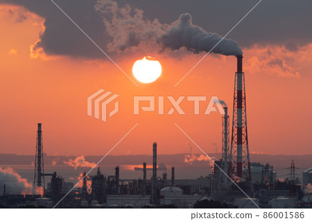 Yokkaichi Factory Morning glow Asahi Yokkaichi Factory Morning glow Asahi 86001586